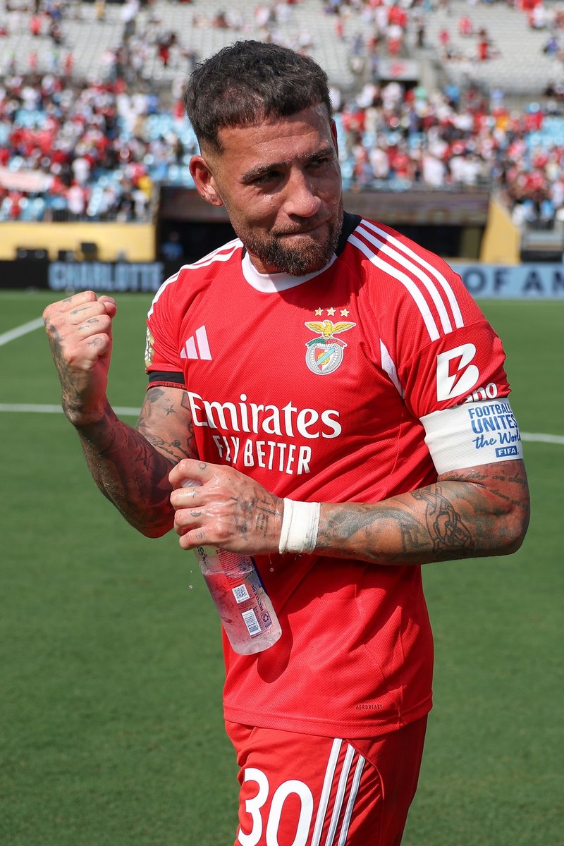 Otamendi Benfica zagueiro