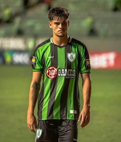 paulinho lateral vasco