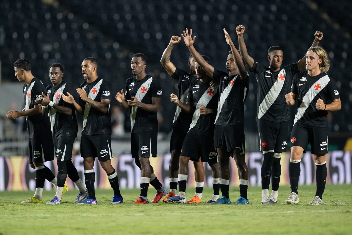 vasco pênaltis cobrança jogador