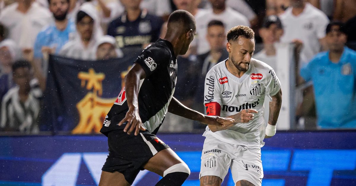 Vasco enfrenta Santos domingo às 16h em São Januário pelo Z4 com Sosa e Colidio liberados