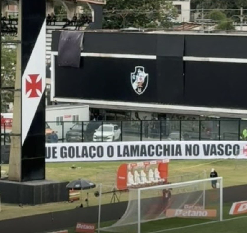 faixa torcida vasco são januário