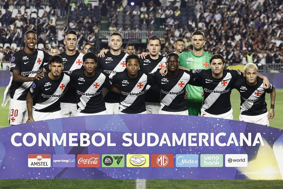 Vasco chega à semi da Sul-Americana com o misto e Pedro Emanuel esvazia crítica da escalação: 'Jogo a jogo'