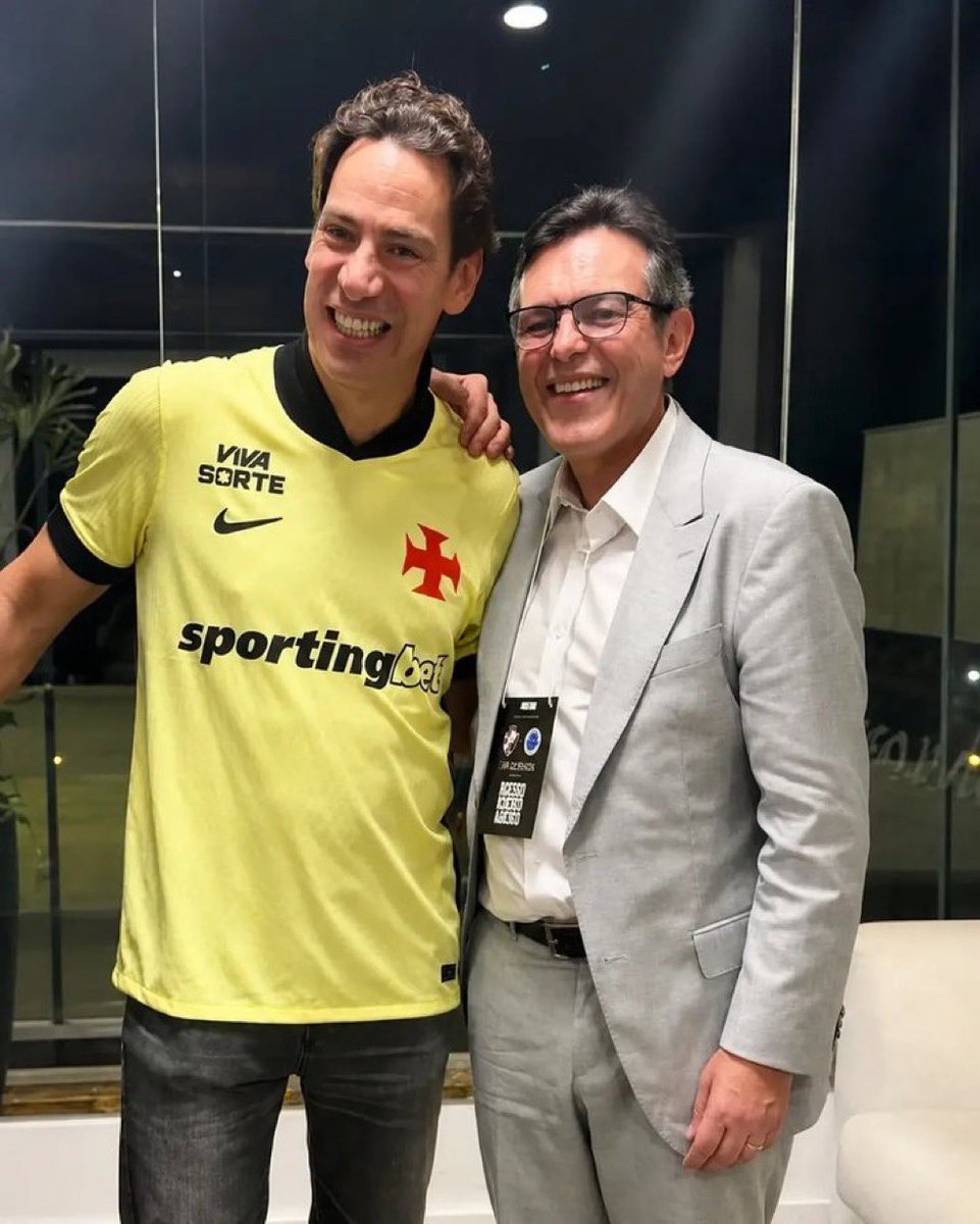 Lamacchia e Mário Junqueira desembarcam no CT e já começam a traçar o novo projeto esportivo do Vasco