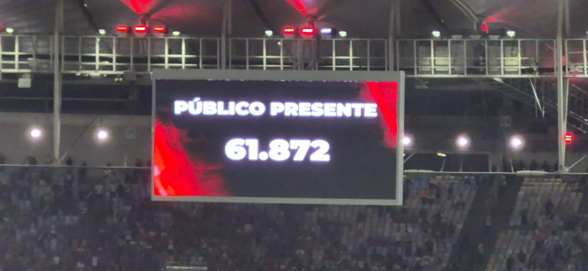 maracanã lotado arquibancada