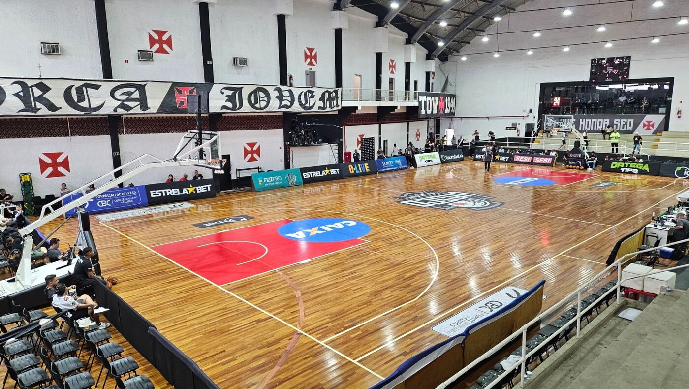 Vasco disputa três clássicos de futsal em São Januário nesta terça-feira